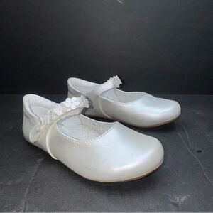 Kids Silver Mary Jane‎ Shoes
